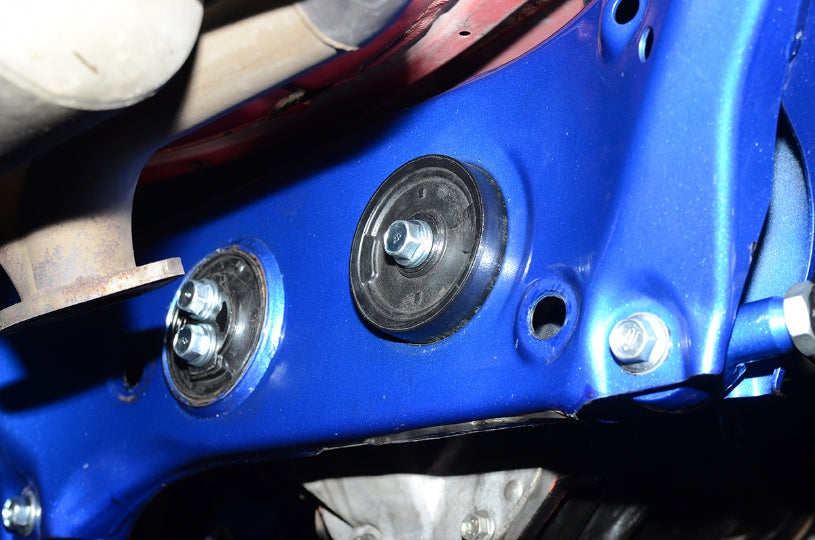 Hardened Rubber Rear Differential Bushings - 2pcs/set