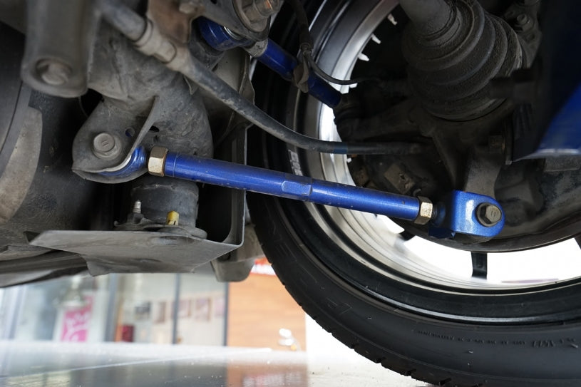 Hardened Rubber Adjustable Rear Traction Rod - 2pcs/set